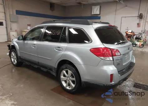 2013 Subaru Outback 2.5I Limited z USA, uszkodzony, nr VIN 4S4BRBLC2D3286790